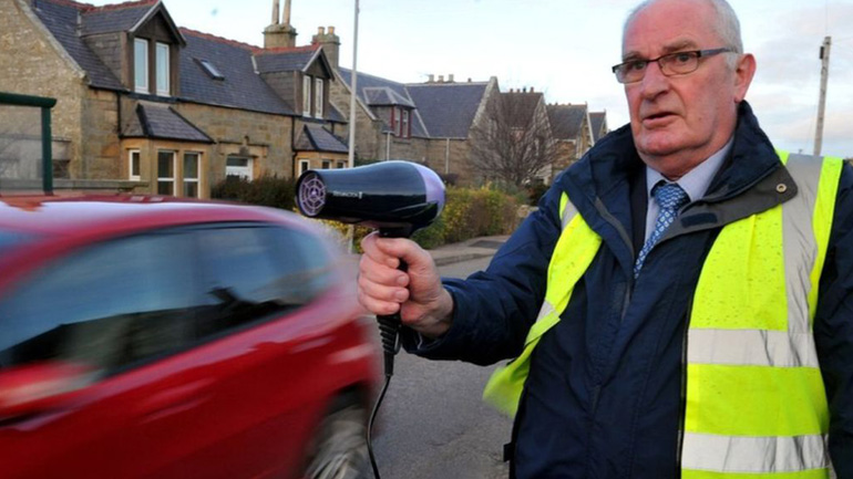 Εκπληκτική κίνηση από τους κατοίκους για να συνετίσουν τους οδηγούς